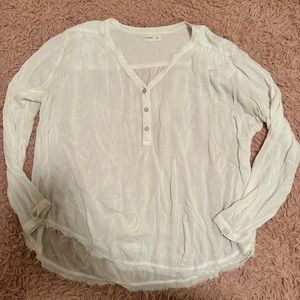 Maurice’s L White Blouse